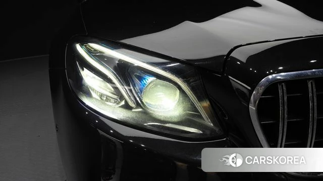 Mercedes-Benz E-Class W213 id 4727961 из Кореи 14