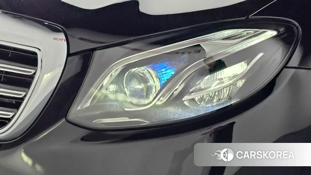 Mercedes-Benz E-Class W213 id 4770552 из Кореи 14