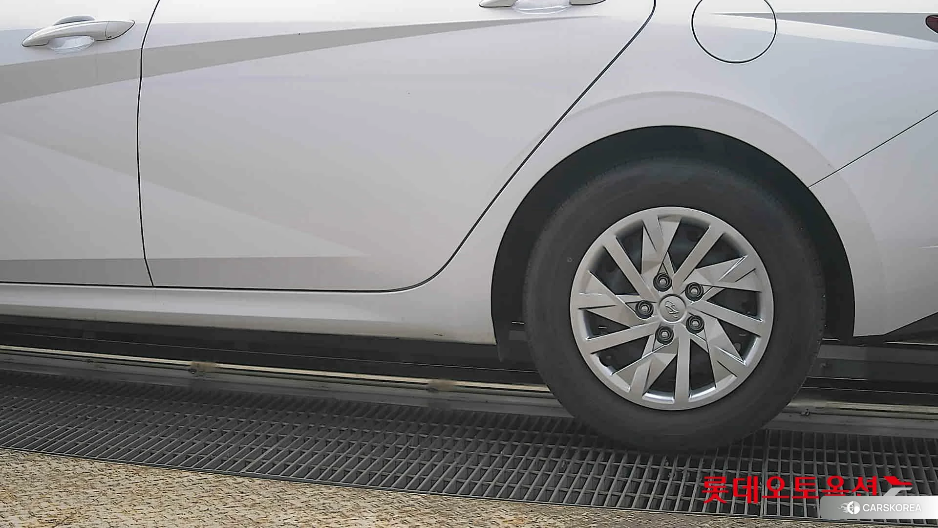 Hyundai Avante id 3869268 из Кореи 14