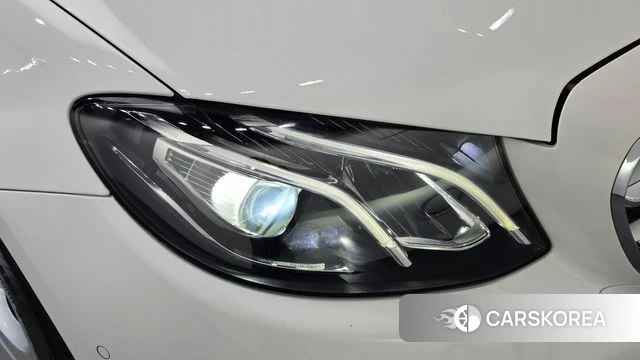 Mercedes-Benz E-Class W213 id 4732979 из Кореи 14