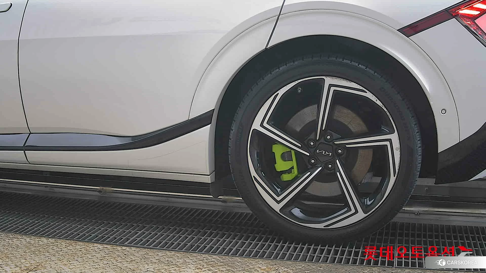 Kia EV6 GT id 3869319 из Кореи 14