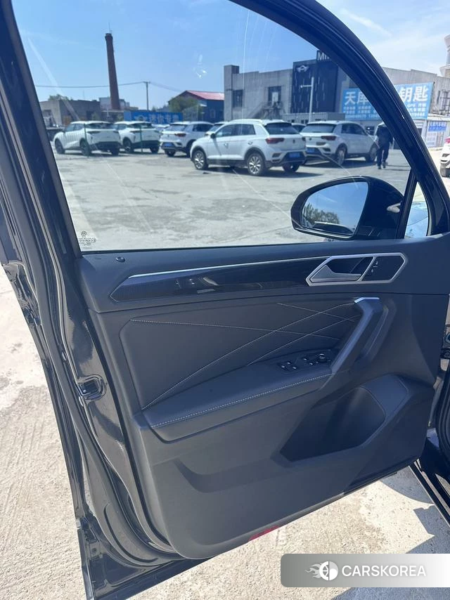 Volkswagen Tiguan L id 4328783 из Китая 14