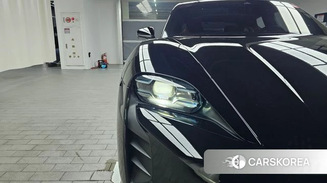 Porsche Taycan id 4475392 из Кореи 14