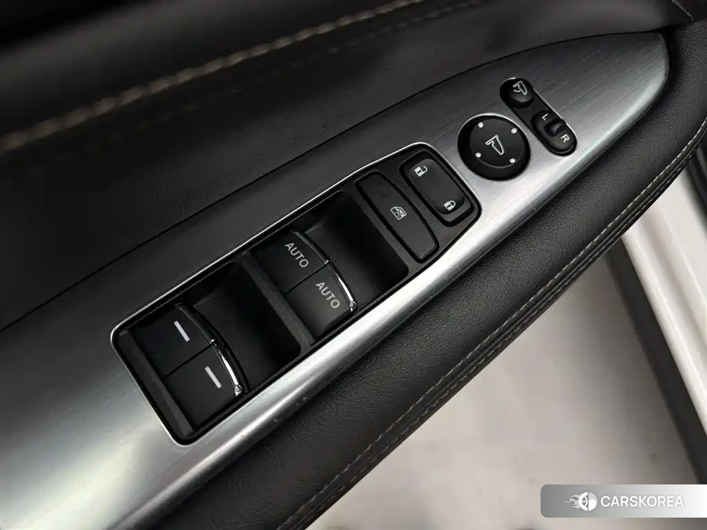 Honda Crown Road id 4576375 из Китая 14