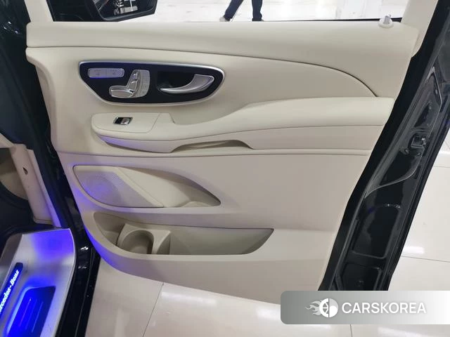 Mercedes-Benz V-class id 3908325 из Китая 14