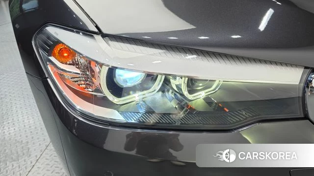 BMW 5 Series (G30) id 4708346 из Кореи 14