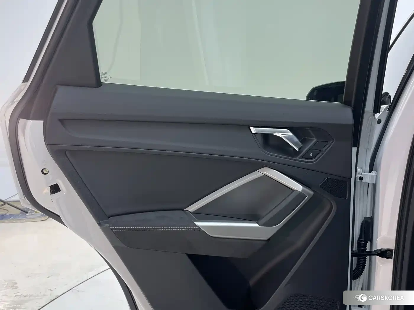 Audi Q3 id 4649378 из Китая 14