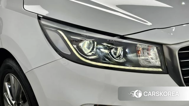 Kia The New Carnival id 4596312 из Кореи 14