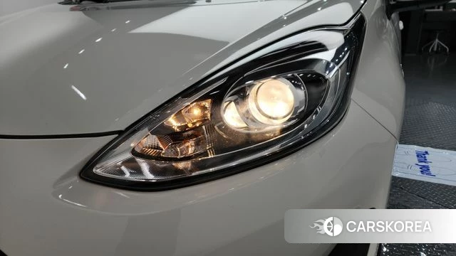 Toyota Prius C id 4557969 из Кореи 14