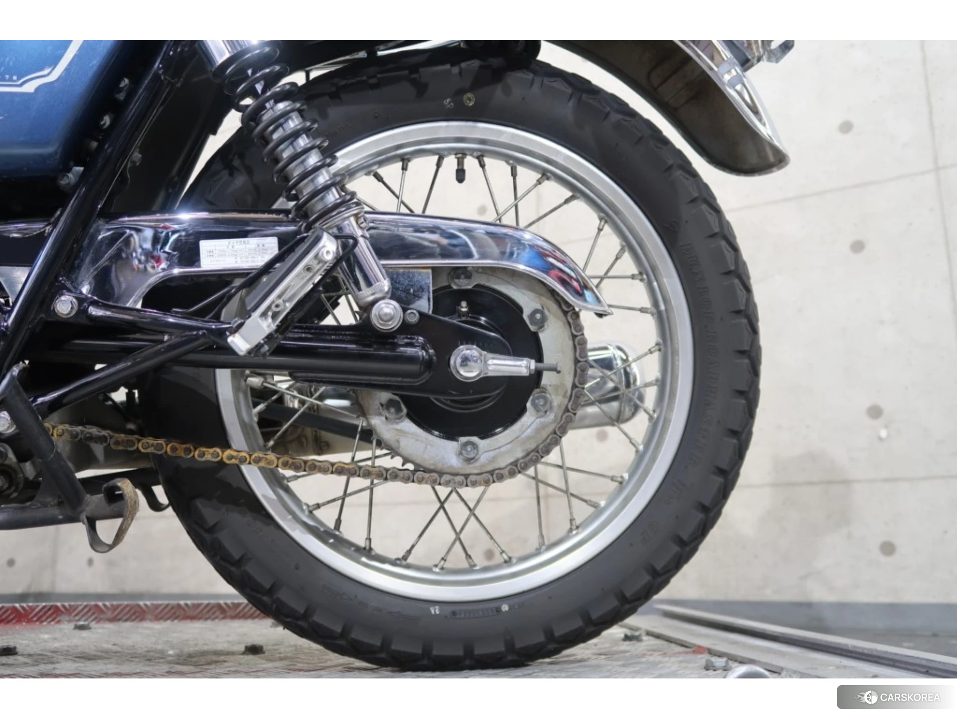 Yamaha SR 400 id 3946388 из Японии 14