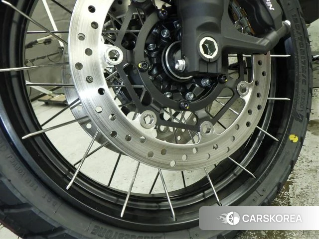 Honda X-ADV 750 id 4229649 из Японии 14