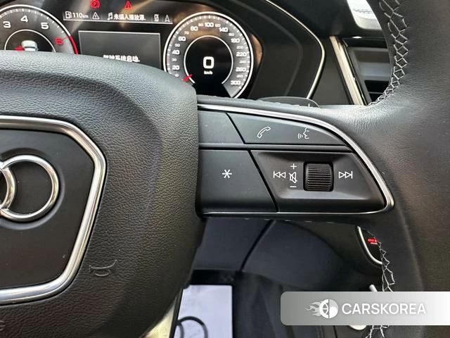 Audi Q5L id 4213197 из Китая 14