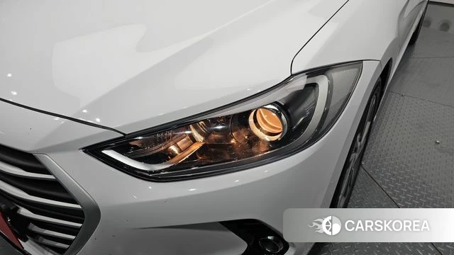 Hyundai Avante AD id 4384829 из Кореи 14