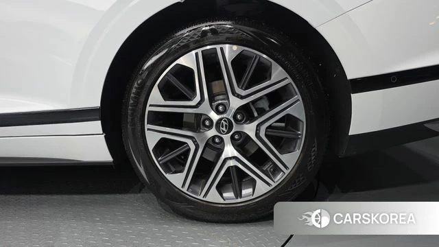 Hyundai Grandeur (GN7) id 4584488 из Кореи 14