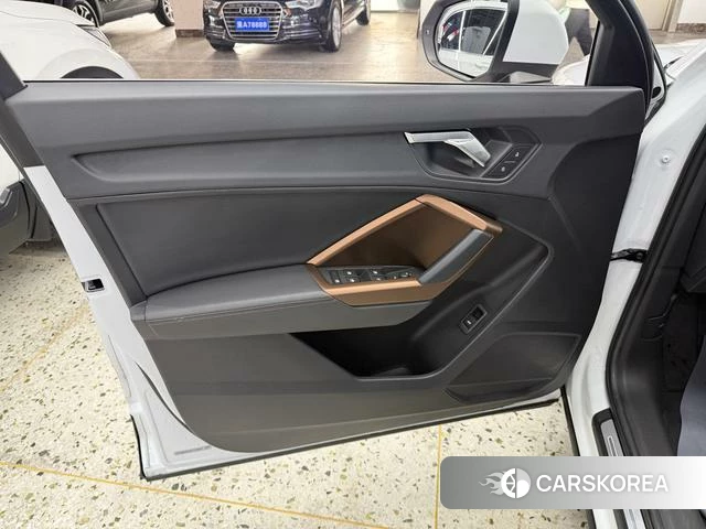 Audi Q3 id 4276478 из Китая 14