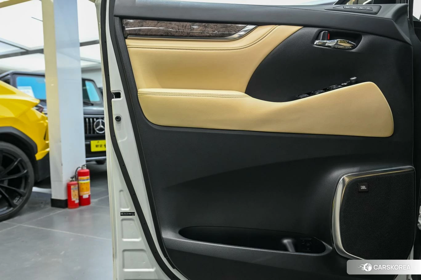Toyota Alphard id 4514020 из Китая 14