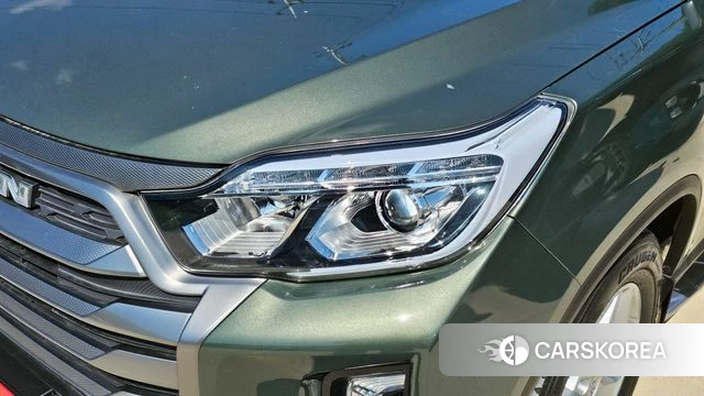 Ssangyong The New Rexton Sports Cannes id 4409022 из Кореи 14