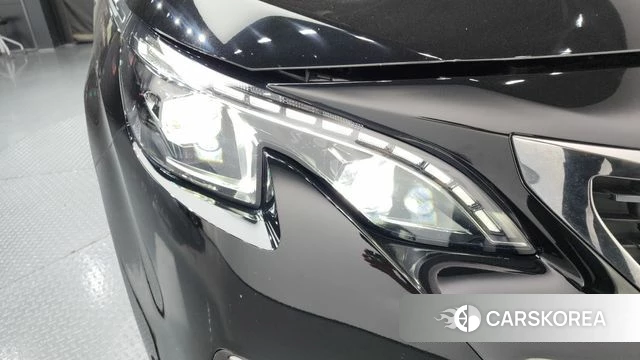 Peugeot 5008 second generation id 4396838 из Кореи 14