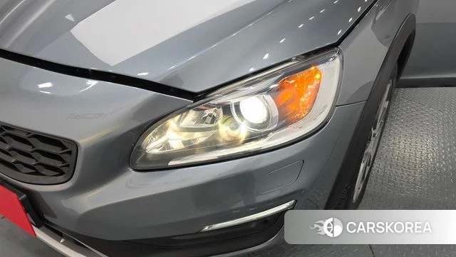 Volvo V60 Cross-Country id 4699024 из Кореи 14