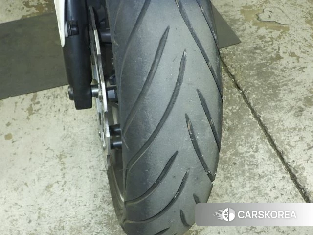 Проданный Honda CBR400R id 4199990 из Японии, фото 14