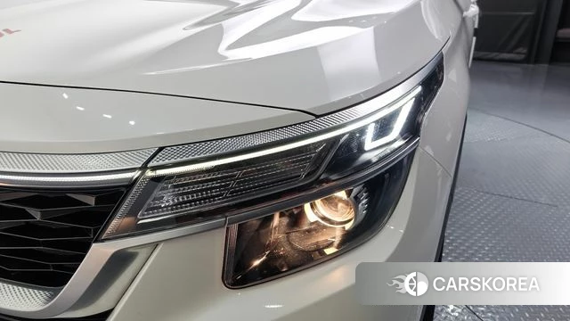 Kia Seltos id 4457491 из Кореи 14