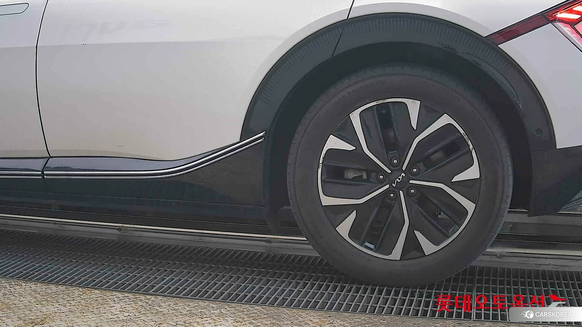 Kia EV6 id 3882098 из Кореи 14