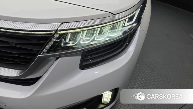 Kia Seltos id 4294466 из Кореи 14