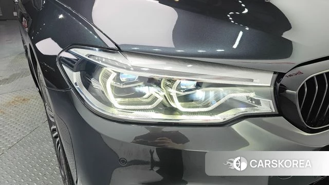 BMW 5 Series (G30) id 4746783 из Кореи 14