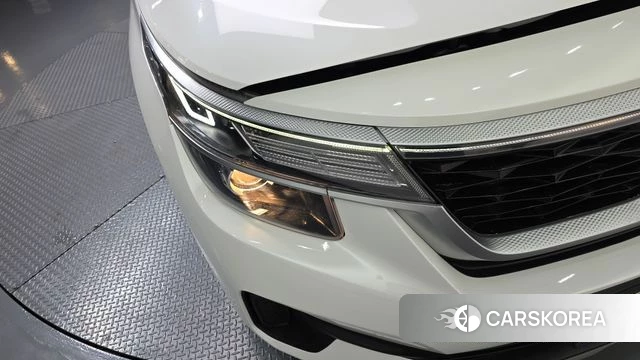Kia Seltos id 4304001 из Кореи 14