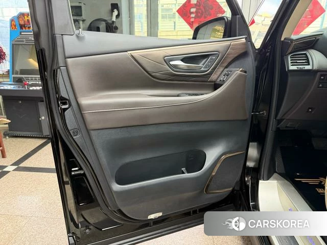 Toyota Elfa id 4257336 из Китая 14