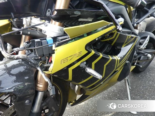 Triumph DAYTONA 675 id 3946631 из Японии 14