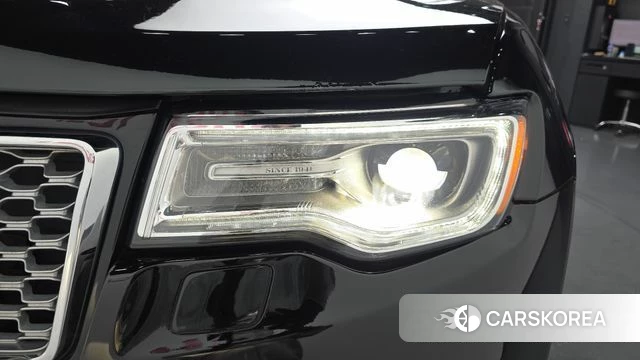 Jeep Grand Cherokee id 4604931 из Кореи 14