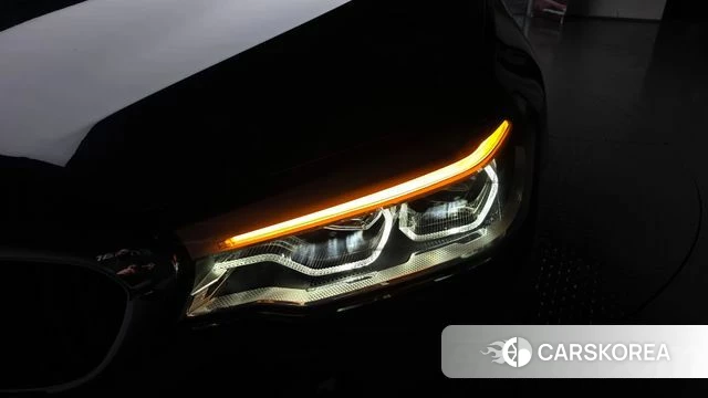 BMW 5 Series (G30) id 4286132 из Кореи 14