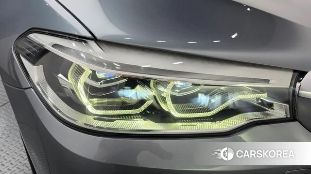 BMW 5 Series (G30) id 4662665 из Кореи 14