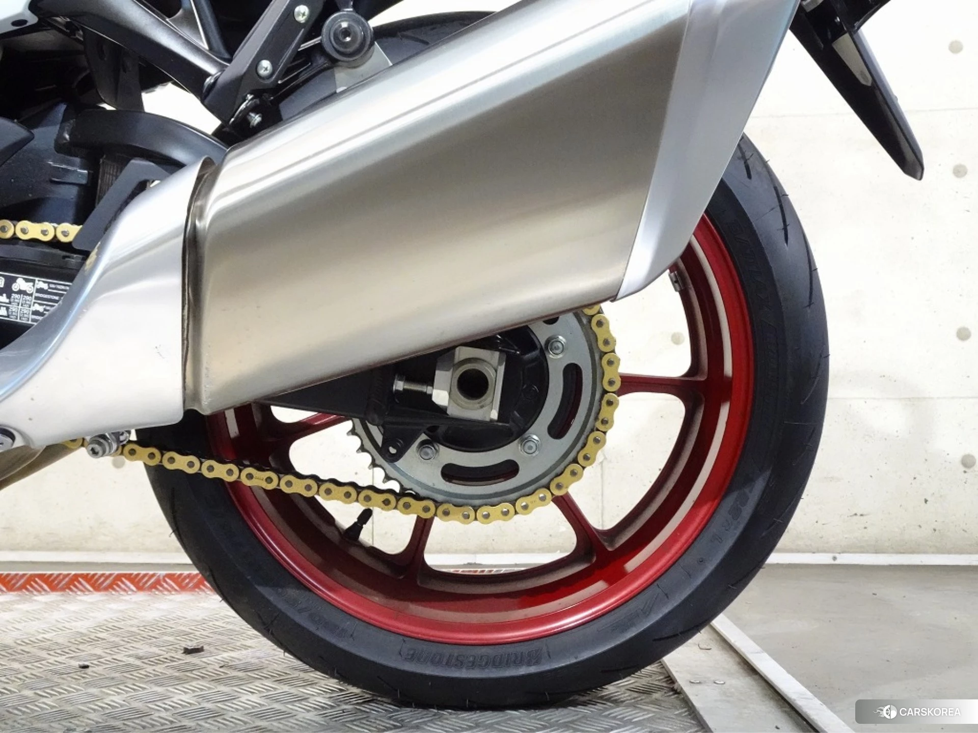 Suzuki GSX1300R HAYABUSA id 4380126 из Японии 14