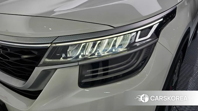 Kia Seltos id 4283811 из Кореи 14