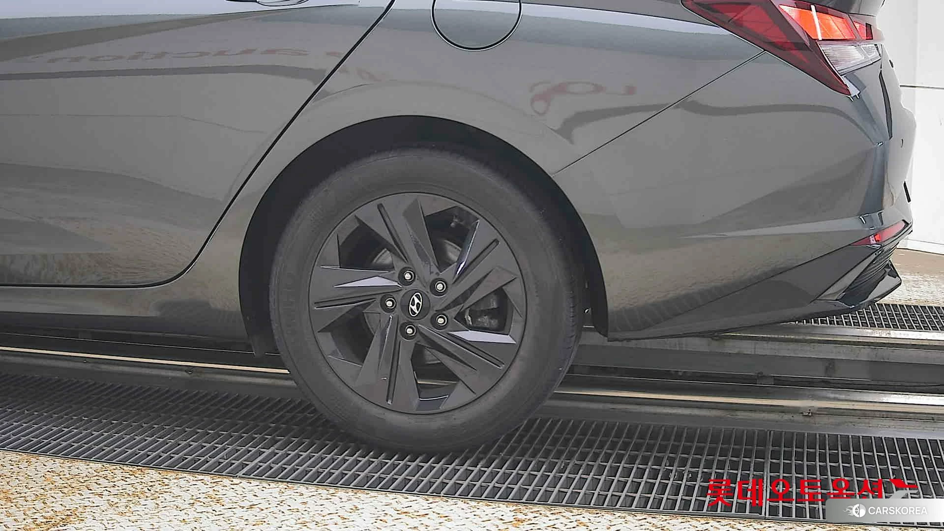 Hyundai Avante Hybrid id 4664267 из Кореи 14