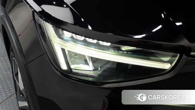 Volvo XC40 id 4591897 из Кореи 14
