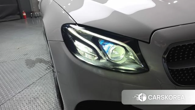 Mercedes-Benz E-Class W213 id 4647431 из Кореи 14