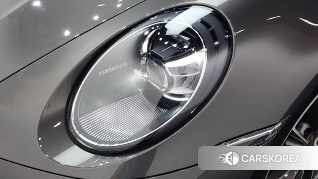 Porsche 911(992) id 4562697 из Кореи 14