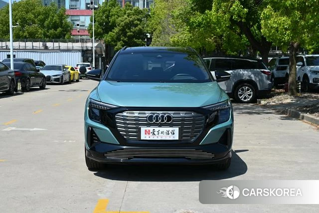 Audi Q5 e-tron id 4307736 из Китая 14