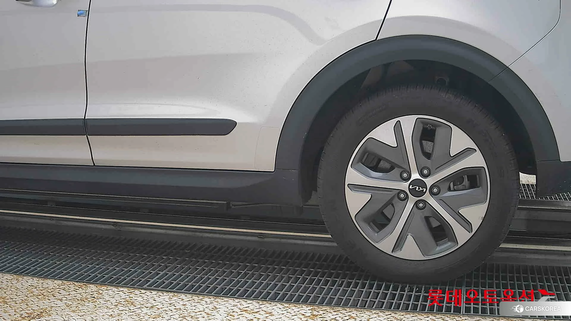 Kia Niro Plus id 4674206 из Кореи 14