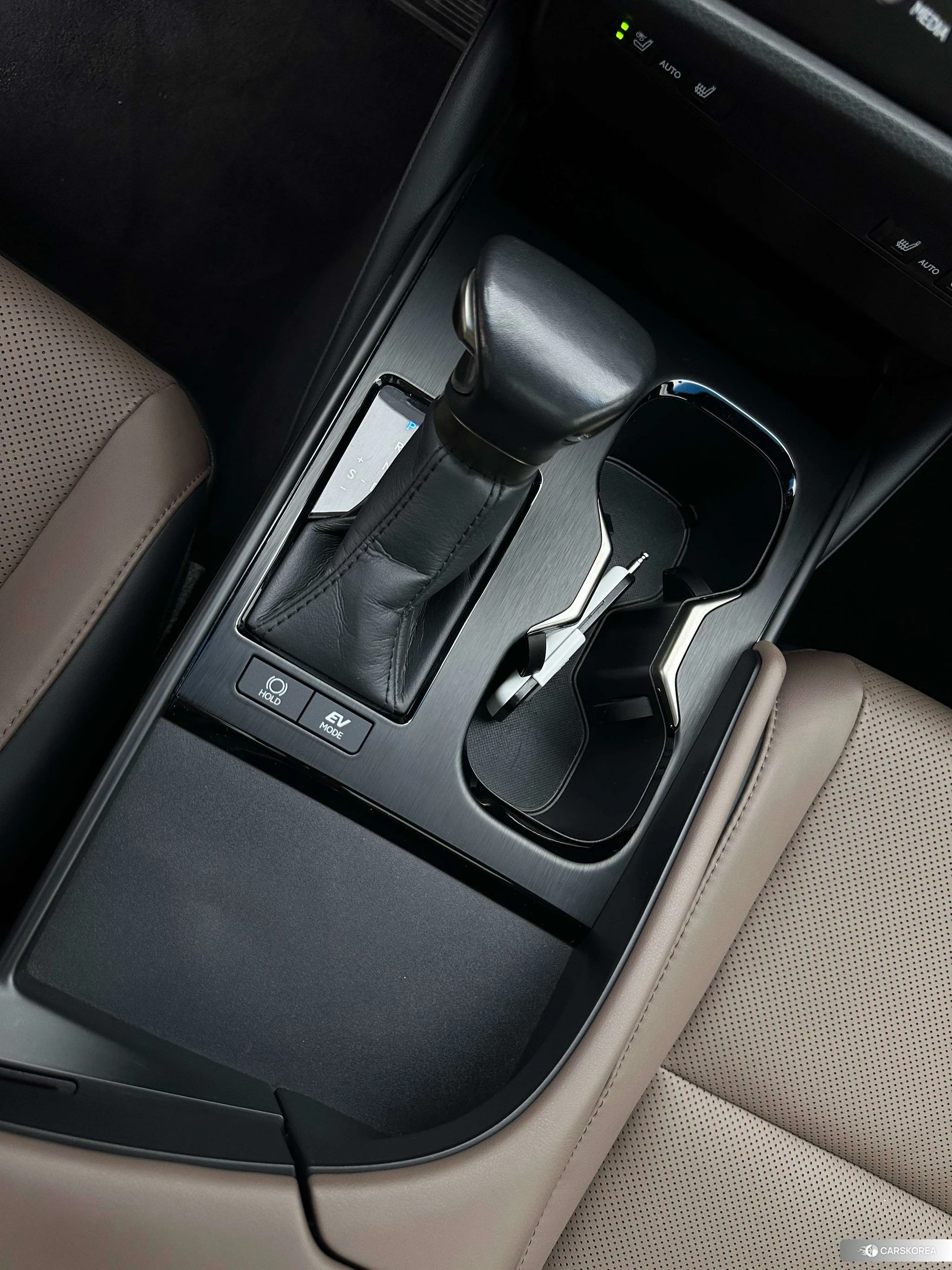 Lexus ES id 4473397 из Китая 14