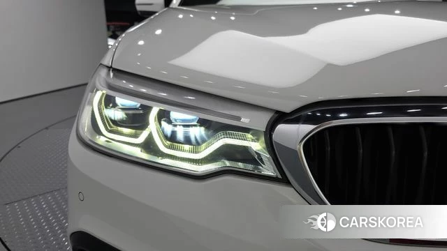 BMW 5 Series (G30) id 4689181 из Кореи 14