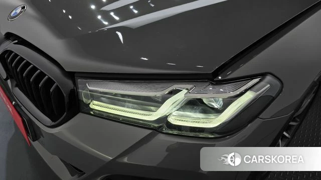 BMW 5 Series (G30) id 4324254 из Кореи 14