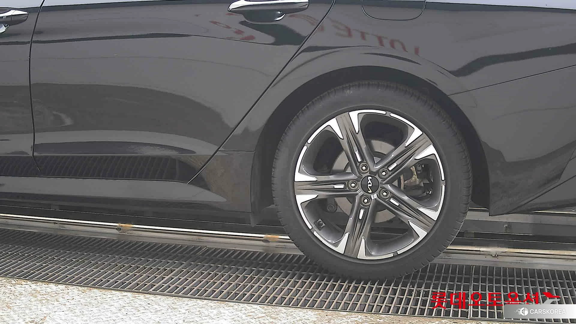 Kia K5 id 3869452 из Кореи 14