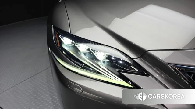 Lexus LS500h 5th generation id 4620536 из Кореи 14