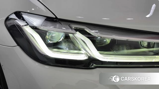 BMW 5 Series (G30) id 4642077 из Кореи 14