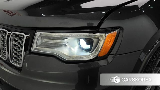 Jeep Grand Cherokee id 4350631 из Кореи 14