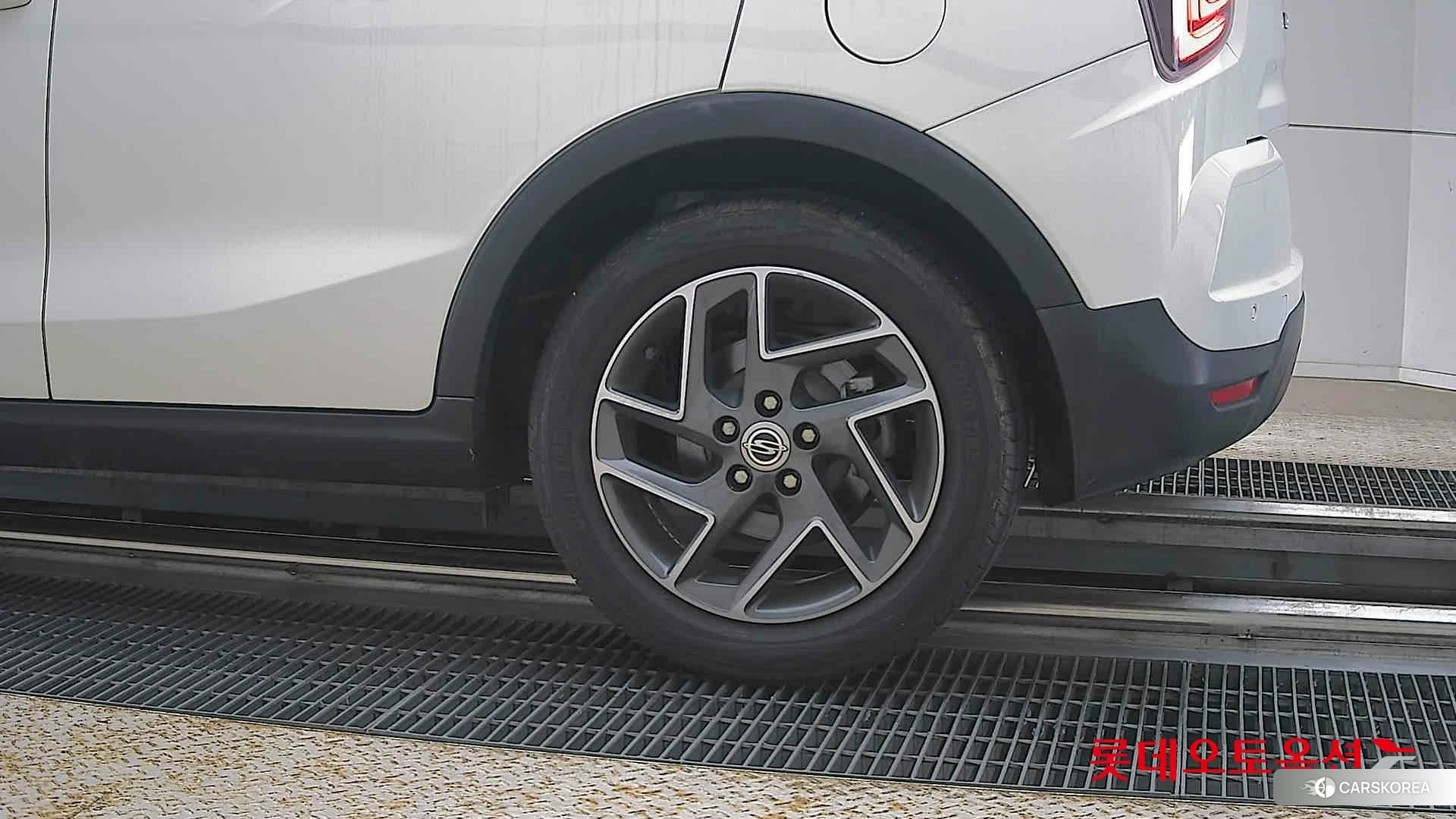 SsangYong Tivoli id 4498462 из Кореи 14
